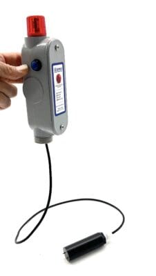 Leak alarm with small diameter sensor