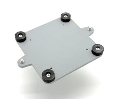 Magnetic mounting plage